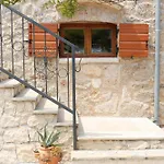 Tatil Evi Il Melograno Hvar Vrbanj